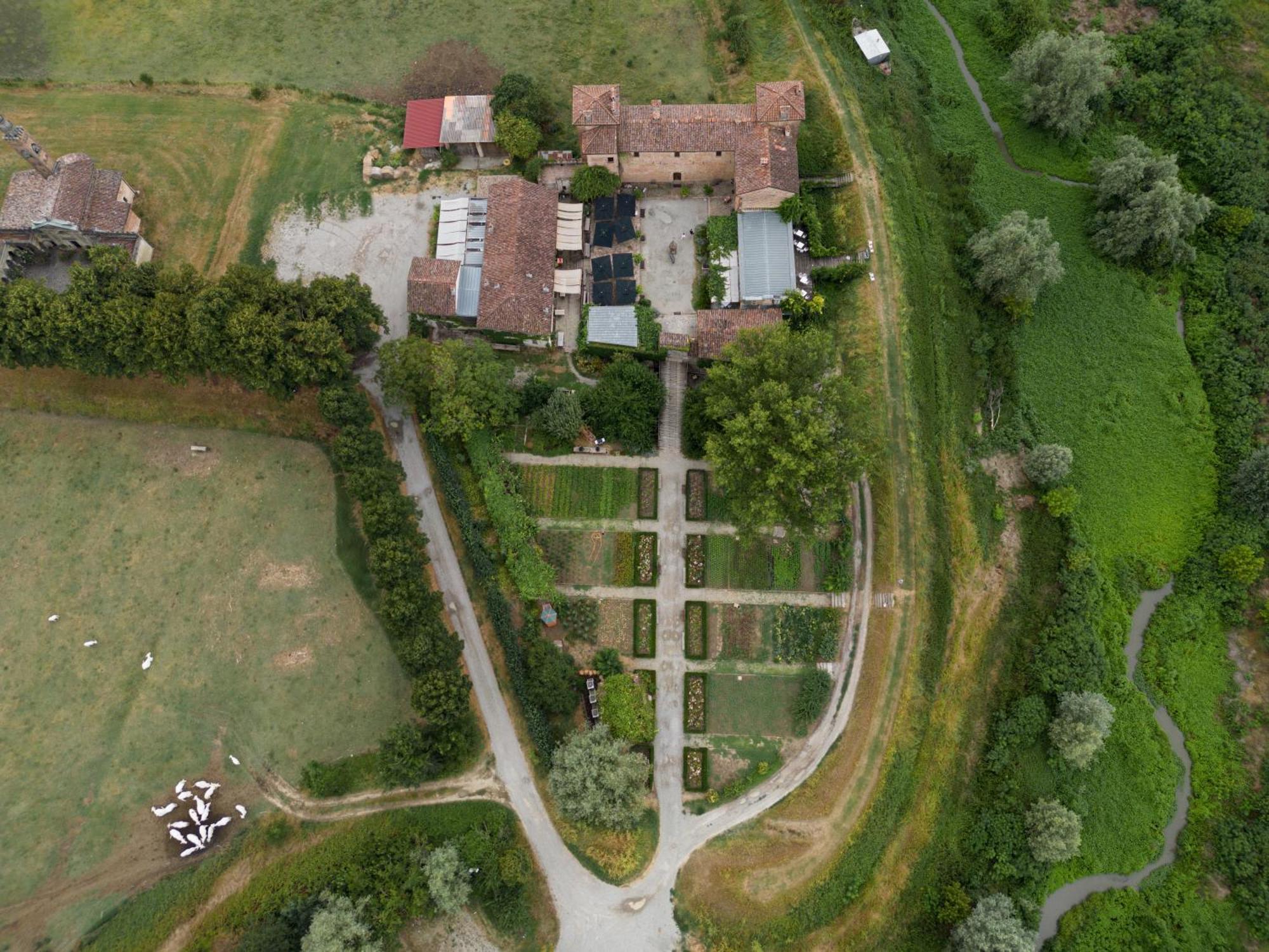 Antica Corte Pallavicina Relais Polesine Parmense Екстериор снимка