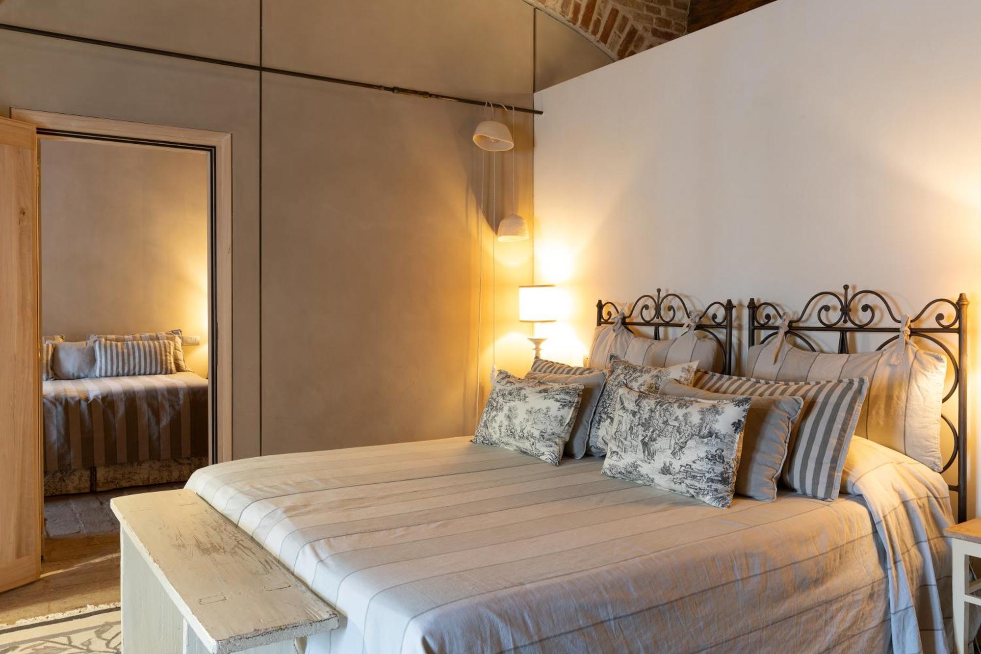 Antica Corte Pallavicina Relais Polesine Parmense Екстериор снимка