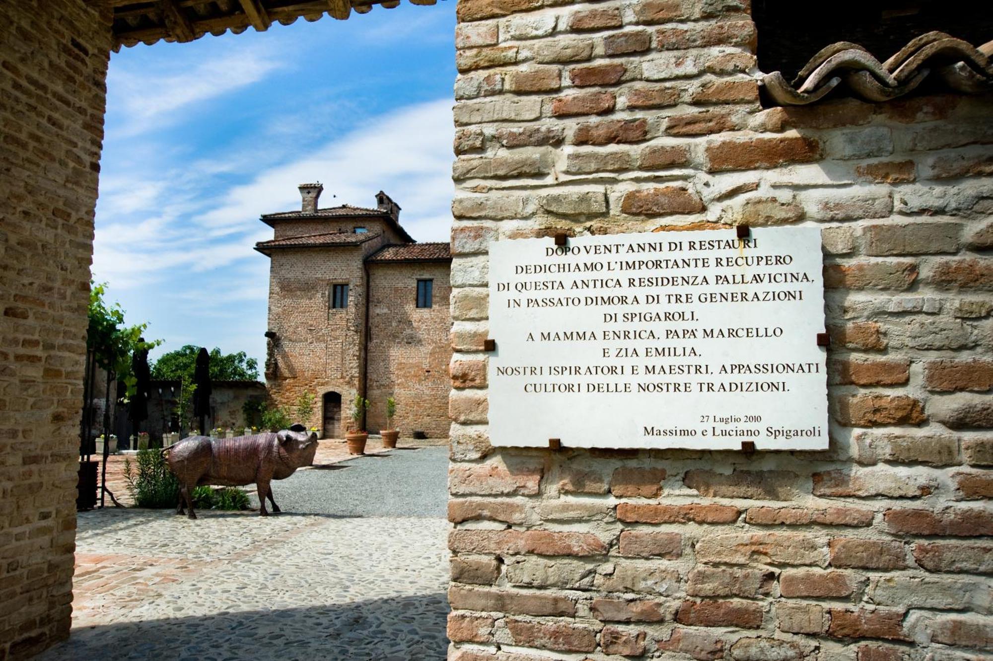 Antica Corte Pallavicina Relais Polesine Parmense Екстериор снимка