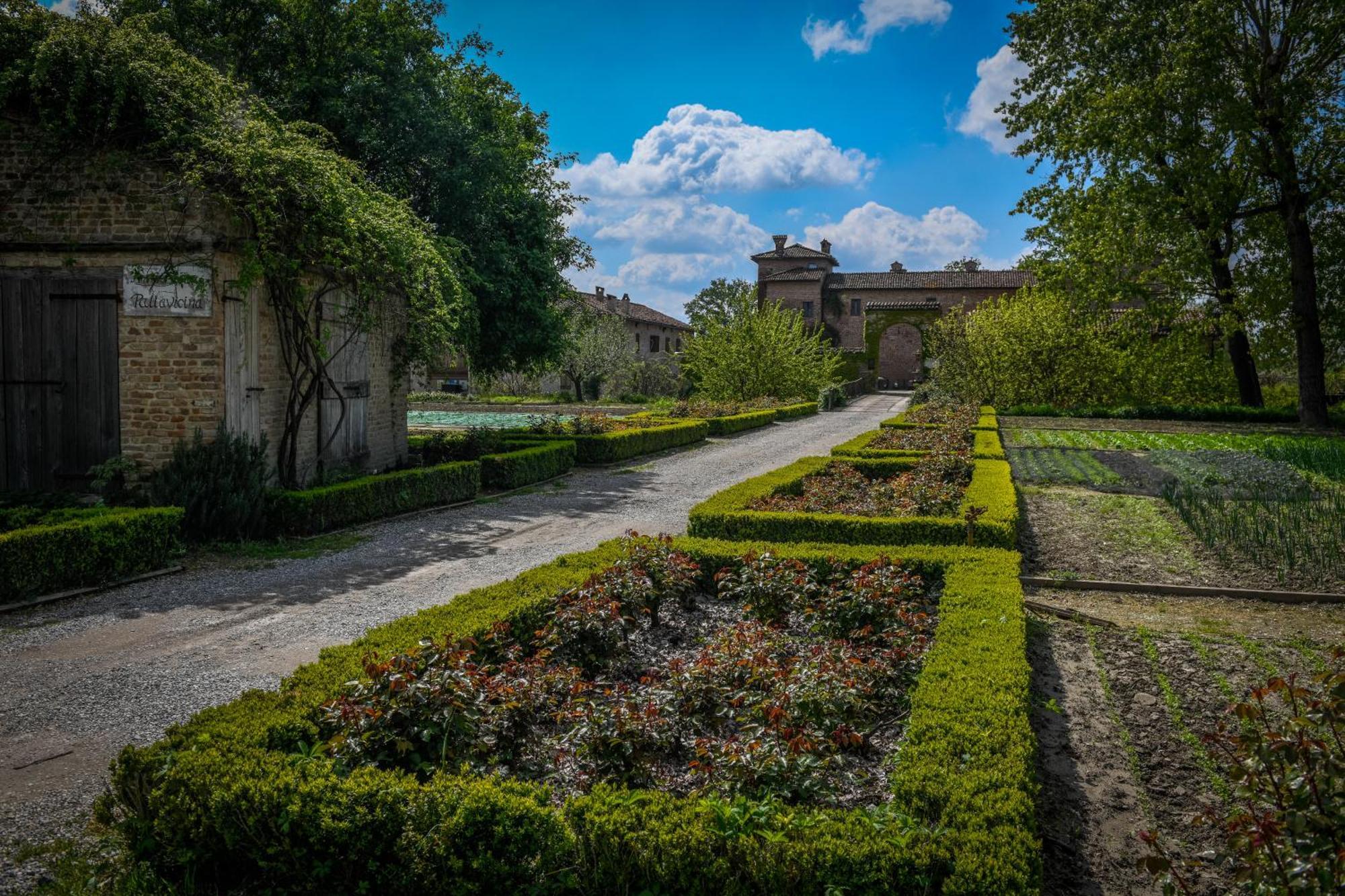 Antica Corte Pallavicina Relais Polesine Parmense Екстериор снимка